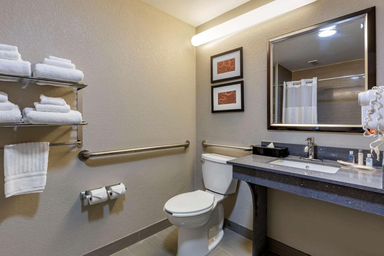 Comfort Suites Pineville - Ballantyne Area Luaran gambar