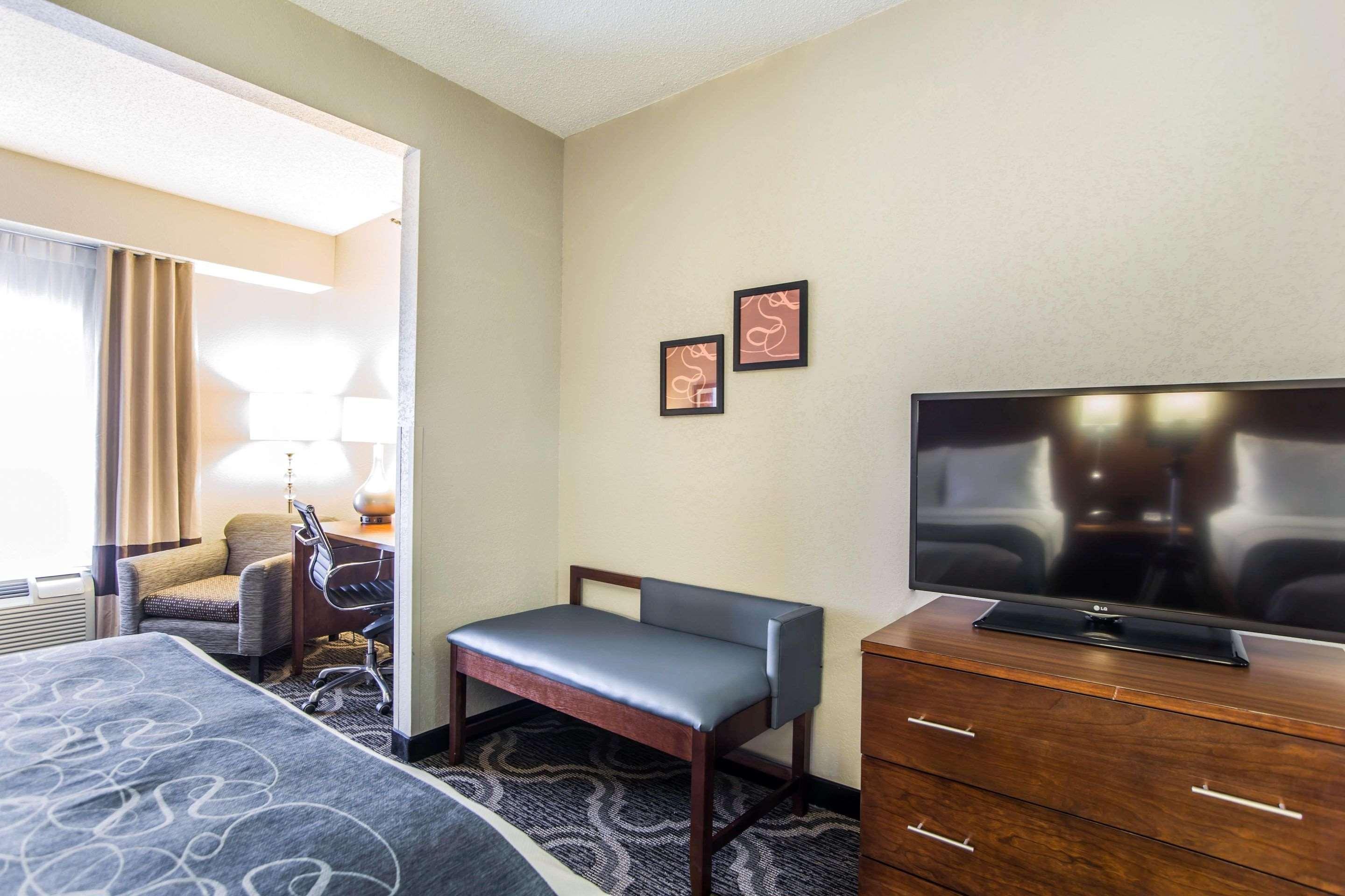 Comfort Suites Pineville - Ballantyne Area Luaran gambar