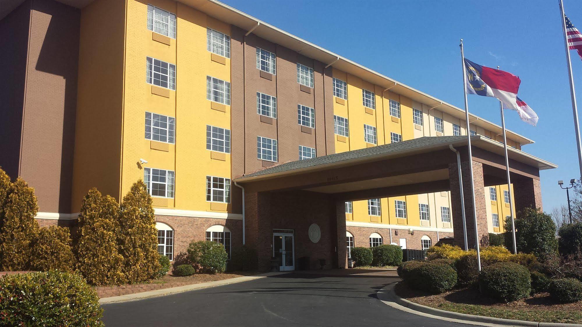 Comfort Suites Pineville - Ballantyne Area Luaran gambar